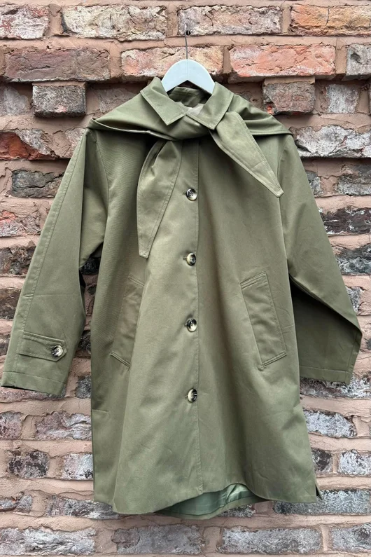 Dunbar Neckerchief Hood Gaberdine Coat Heritage Green